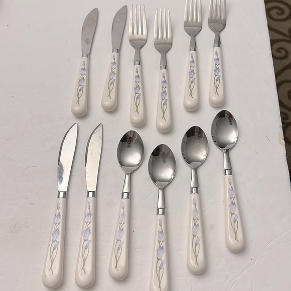 12 Piece Corelle Stainless Steel Flatware Blue Dusk - Picture 1 of 8